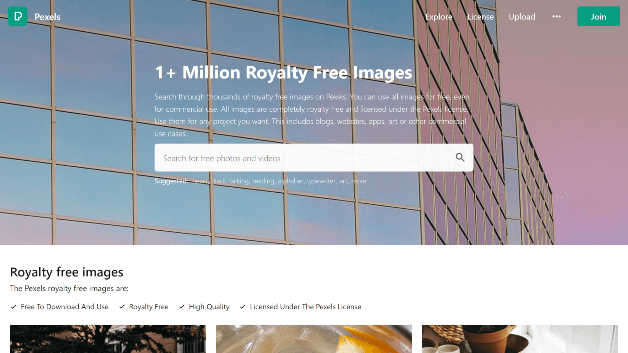 How many images does Pexels have - Screenshot of homepage